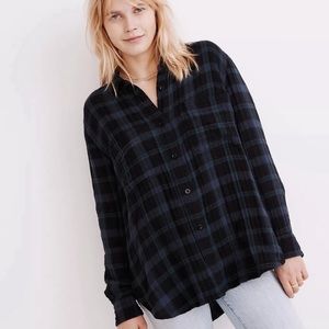 Madewell Lightspun Oversized Ex-Boyfriend Swing Shirt in Heisley Plaid Flannel.